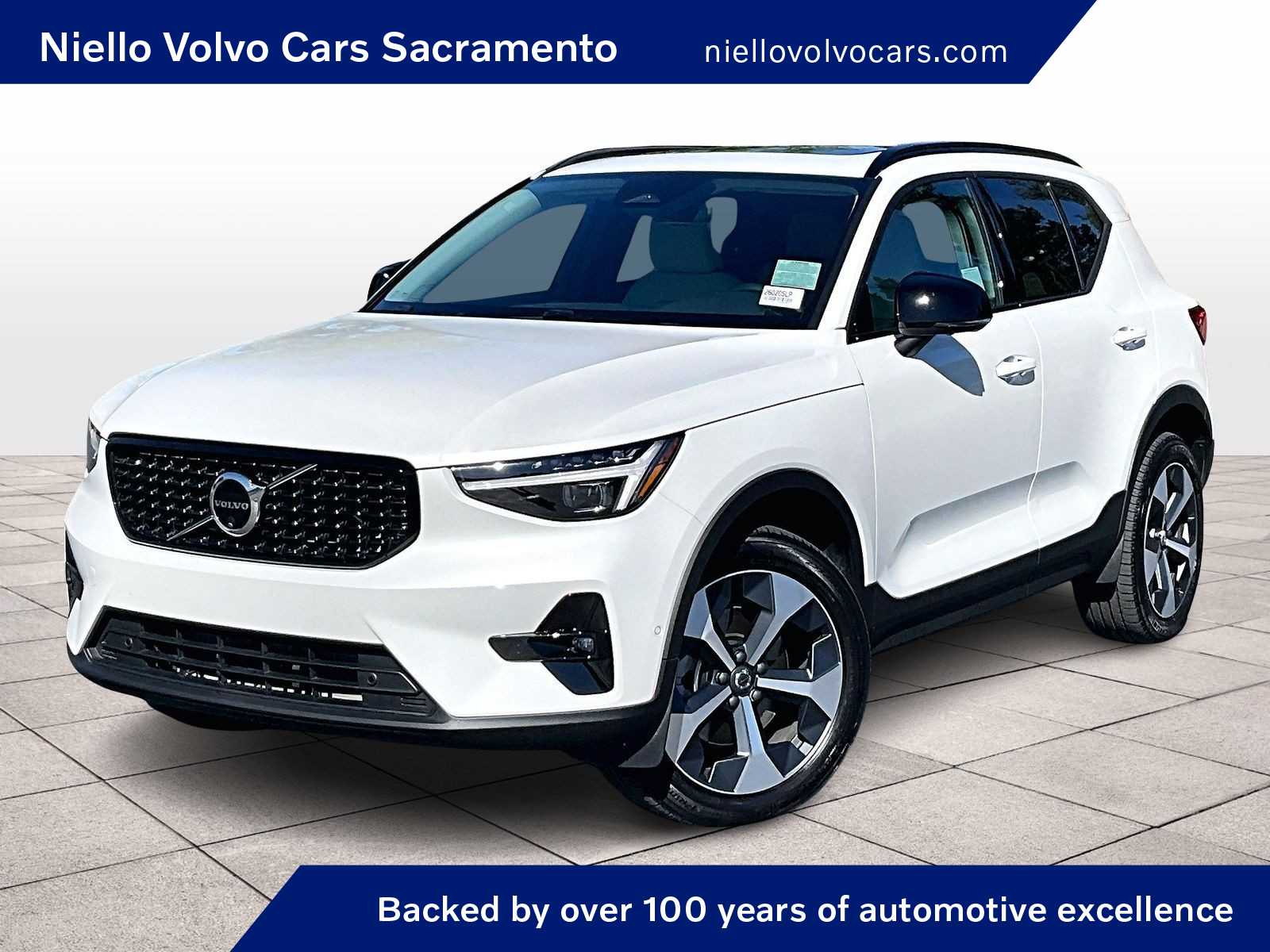 2026 Volvo XC40 B5 Plus AWD