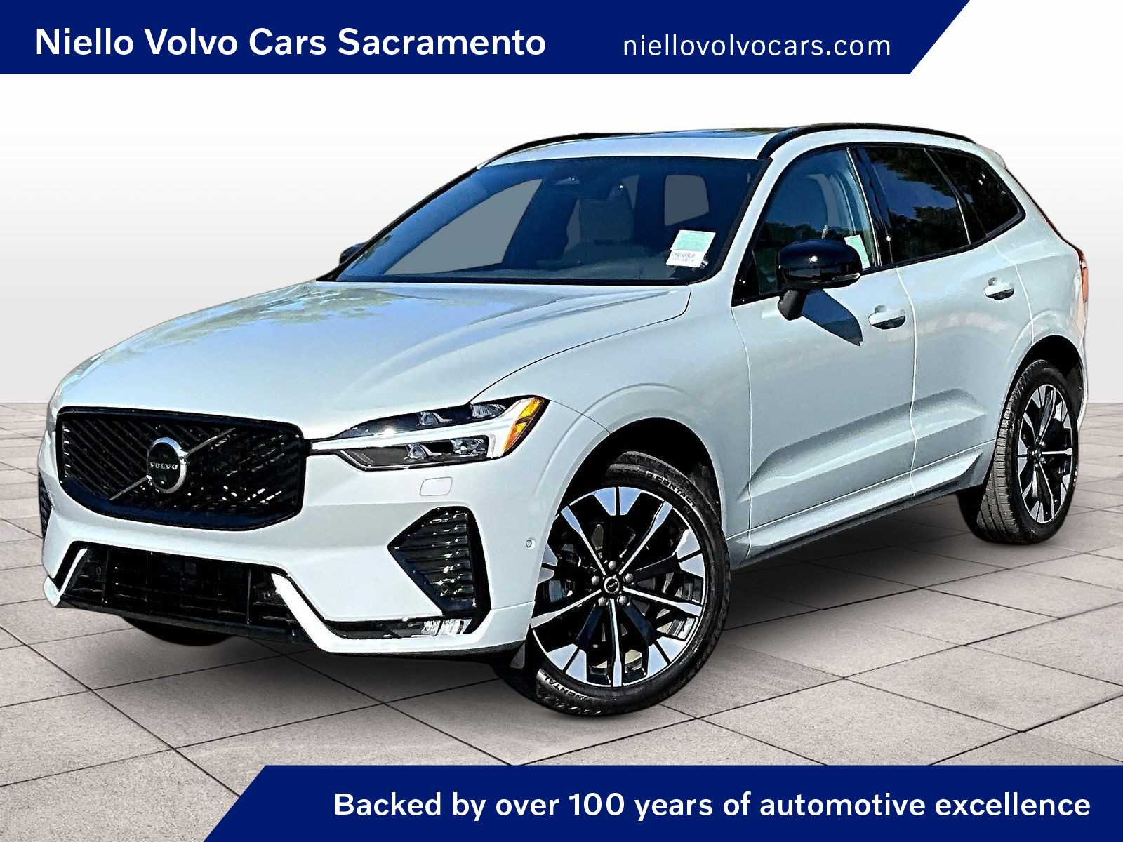 Gray (Vapour Grey Metallic) 2026 Volvo XC60 B5 Plus AWD SUV / Crossover All-Wheel Drive 8-Speed Automatic