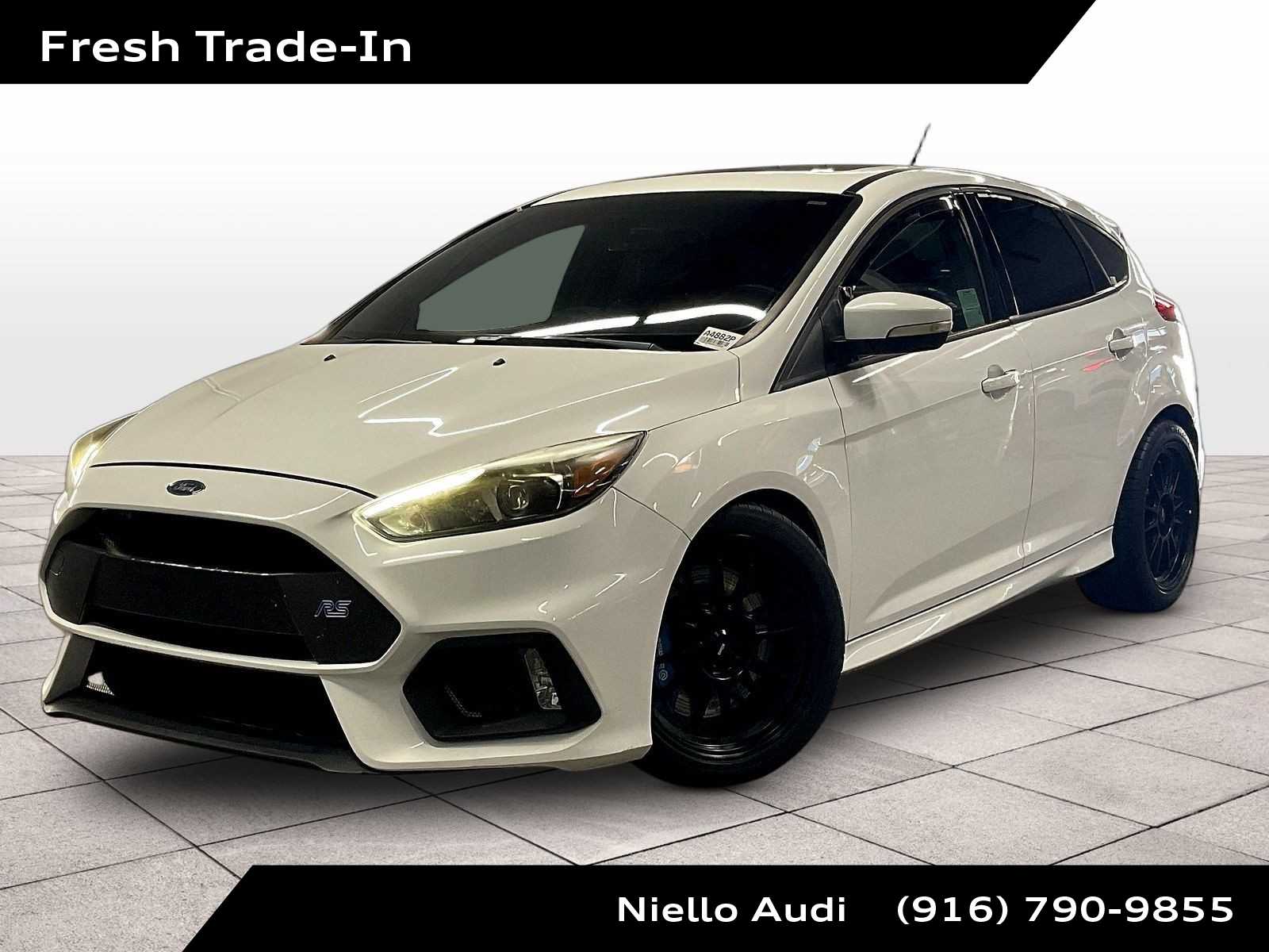Frozen White 2017 Ford Focus RS Hatchback Hatchback All-Wheel Drive 6-Speed Manual