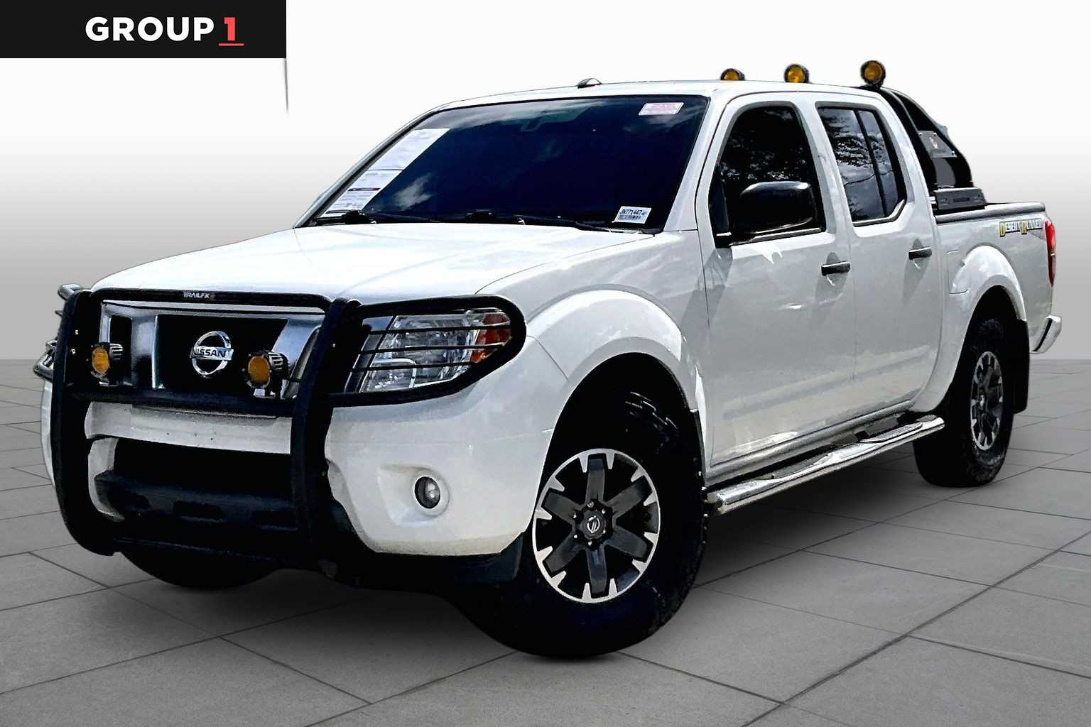 Glacier White 2018 Nissan Frontier Pickup Truck 4X2 Automatic