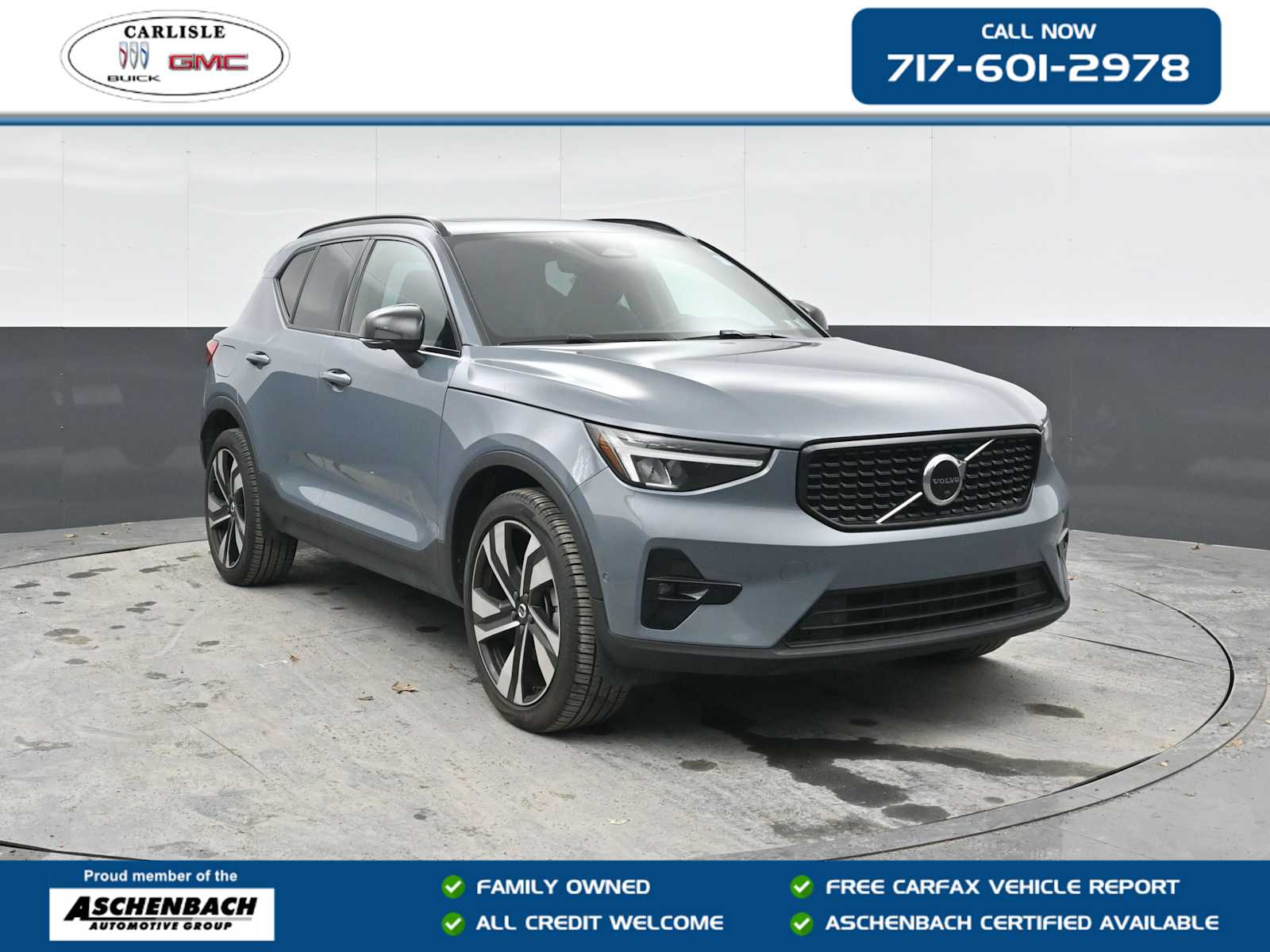 2023 Volvo XC40 B5 Plus Dark Theme AWD