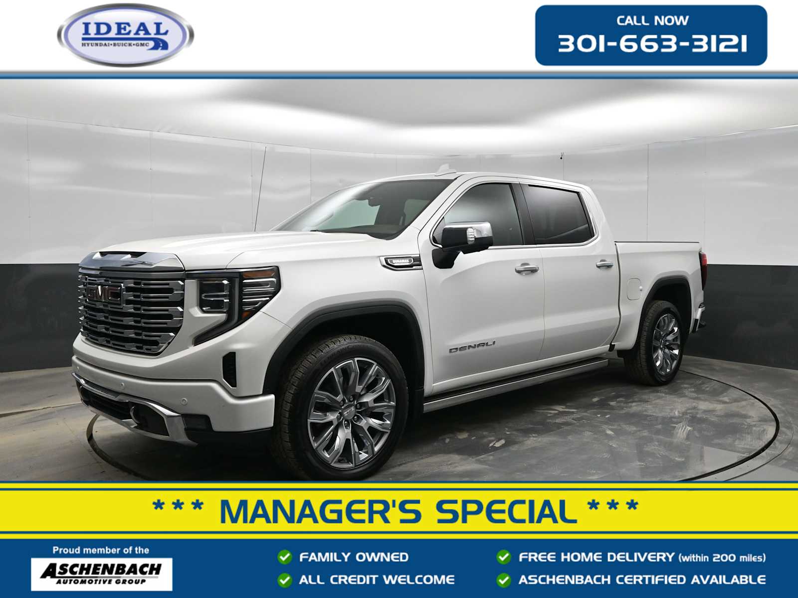 White Frost Tricoat 2023 GMC Sierra 1500 Denali Crew Cab 4WD Pickup Truck Four-Wheel Drive Automatic
