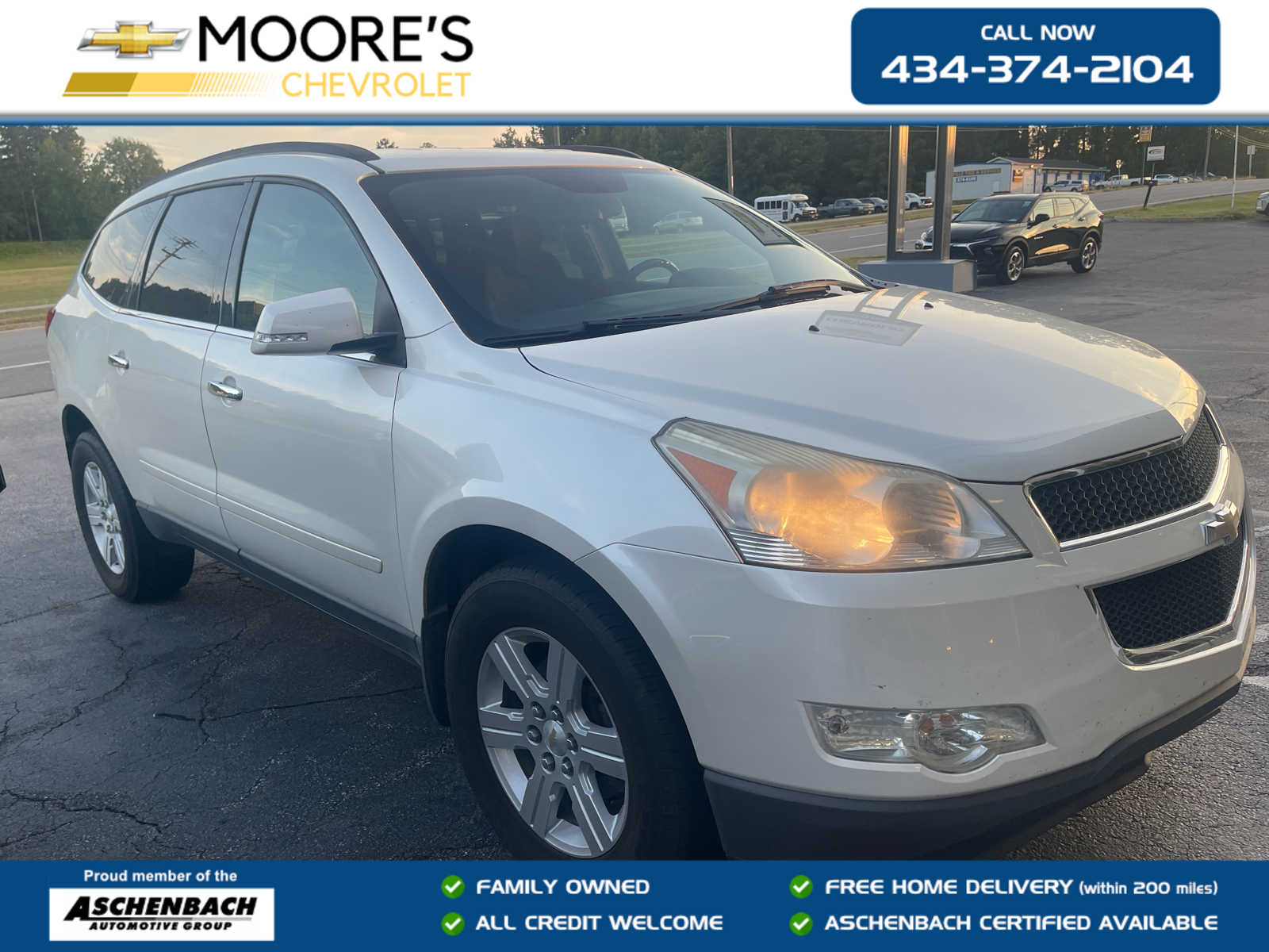 White Diamond Tricoat 2012 Chevrolet Traverse SUV / Crossover Front-Wheel Drive 6-Speed Automatic