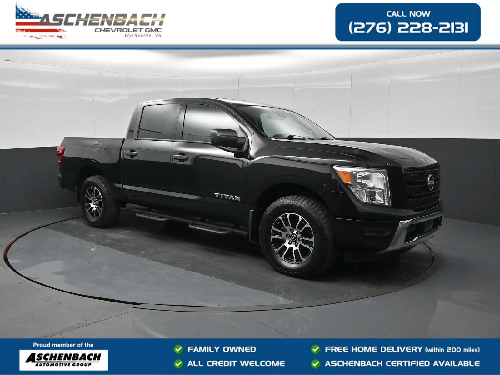 2023 Nissan Titan SV Crew Cab 4WD