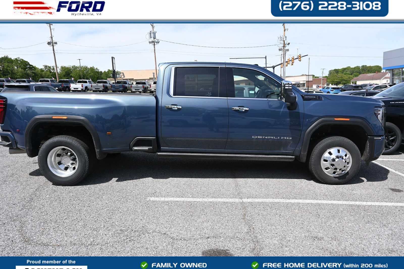 Downpour Metallic 2025 GMC Sierra 3500HD Denali Ultimate Crew Cab 4WD Pickup Truck Four-Wheel Drive Automatic