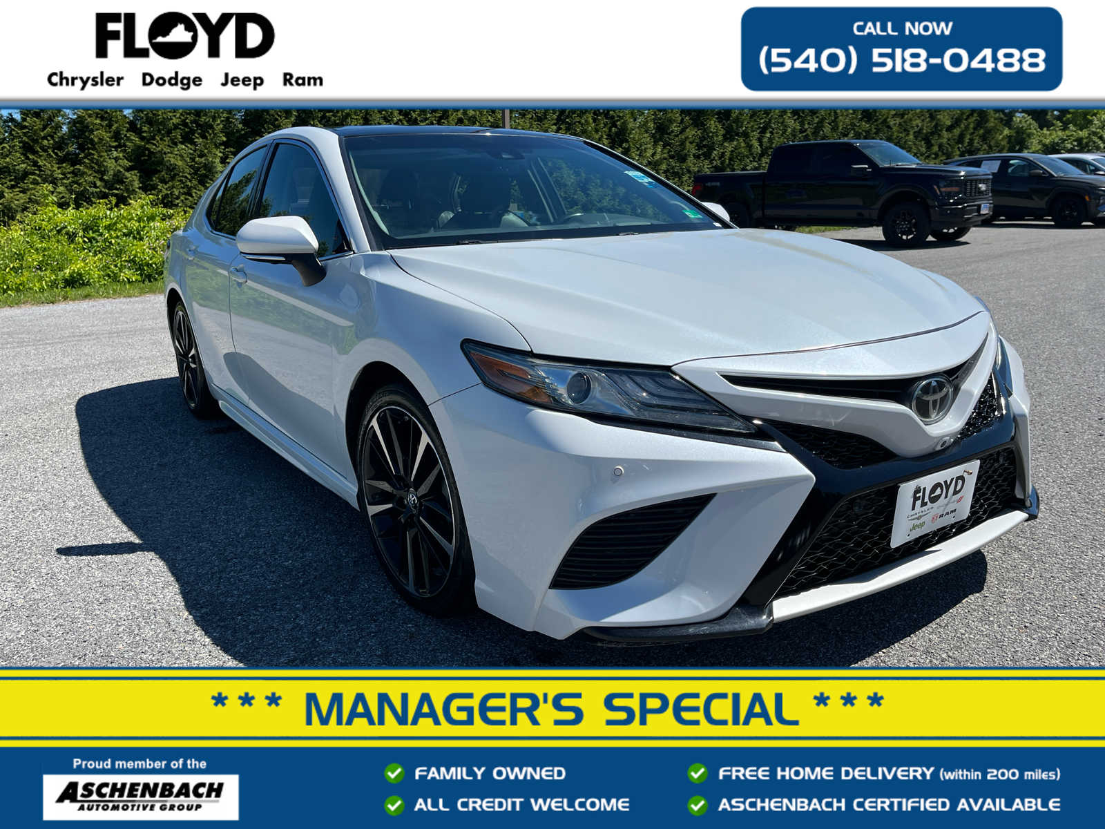 White (Wind Chill Pearl) 2018 Toyota Camry Sedan Front-Wheel Drive 8-Speed Automatic