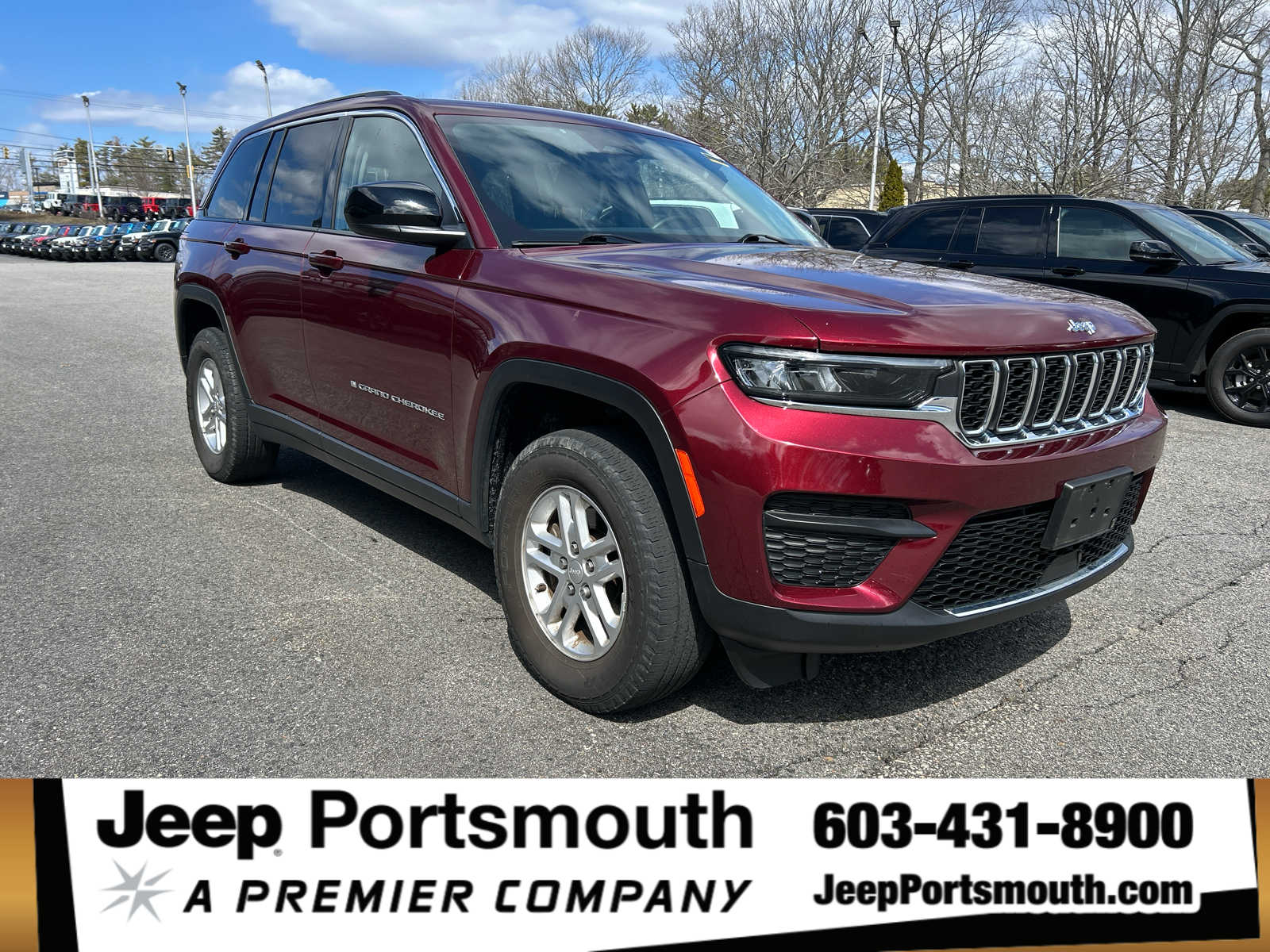 2022 Jeep Grand Cherokee Laredo 4WD