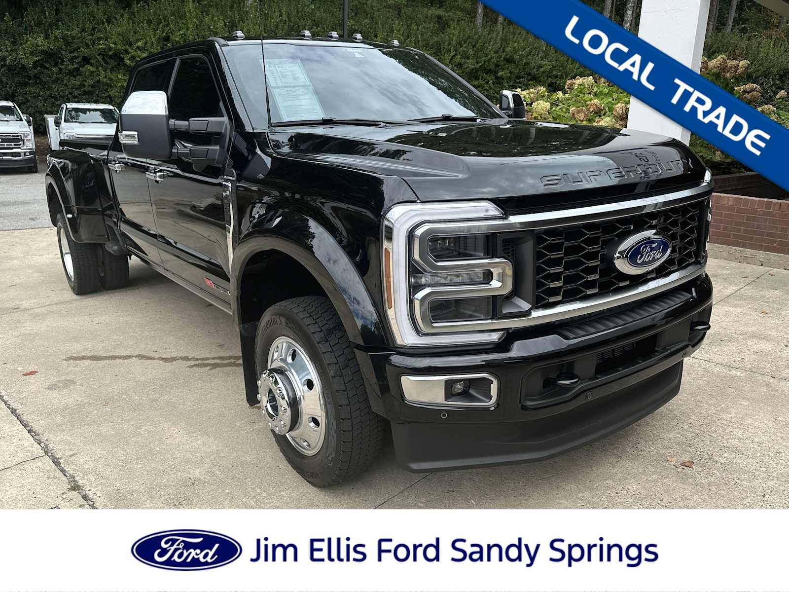 2025 Ford F-450 Super Duty Platinum Crew Cab LB DRW 4WD