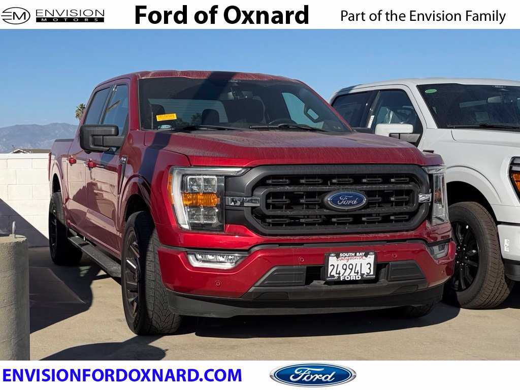 Rapid Red Metallic Tinted Clearcoat 2022 Ford F-150 Pickup Truck 4X2 Automatic