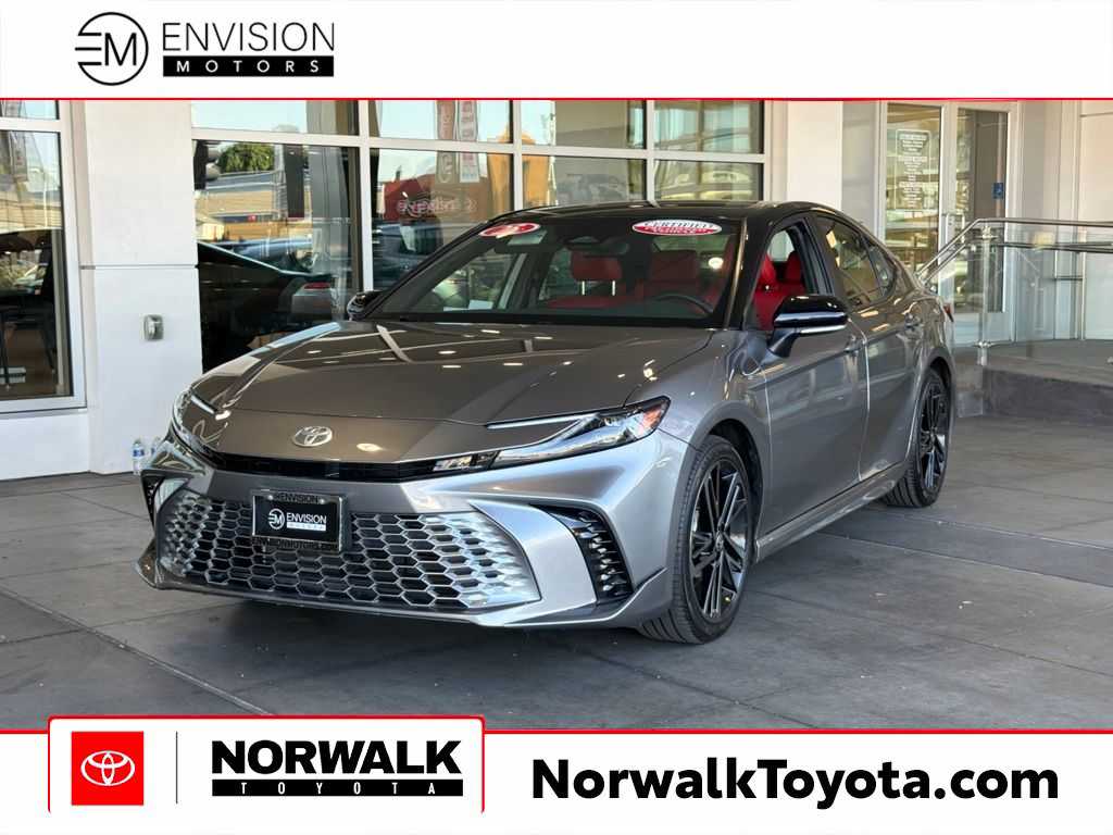 2025 Toyota Camry XSE FWD