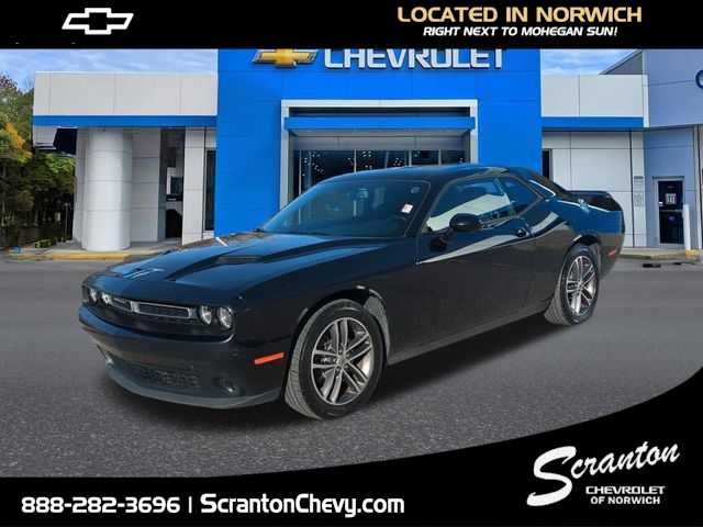 2019 Dodge Challenger SXT AWD
