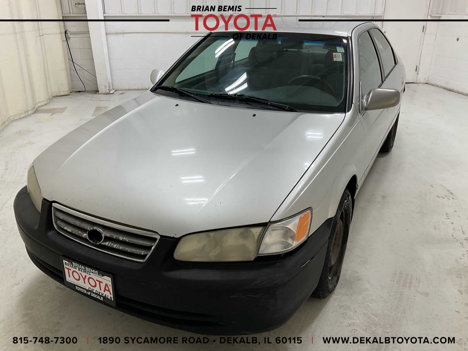 2000 Toyota Camry LE 4AT's photo