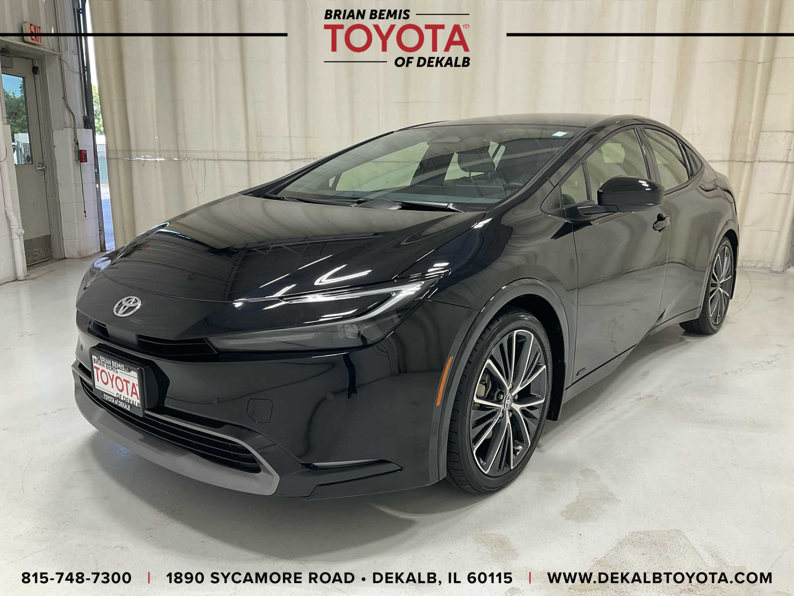 2024 Toyota Prius XLE AWD's photo