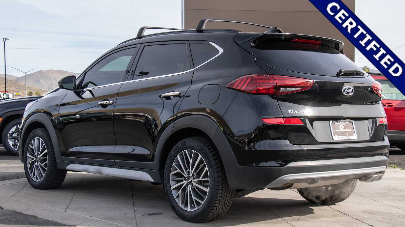 View vehicle photo 5