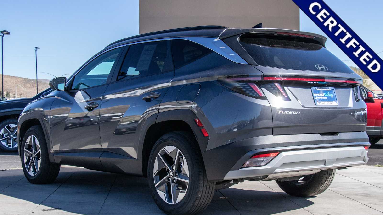 View vehicle photo 5