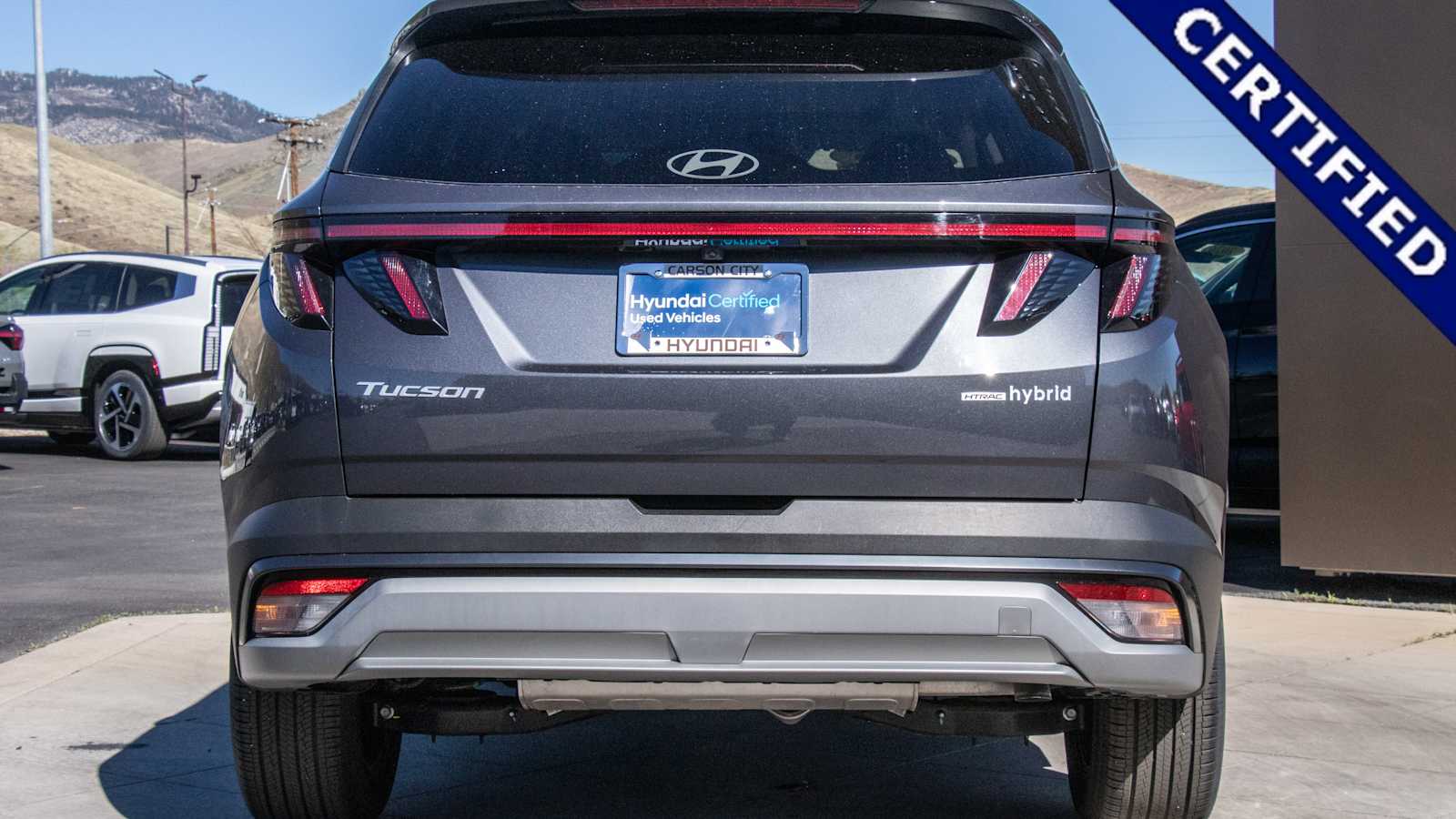 View vehicle photo 6