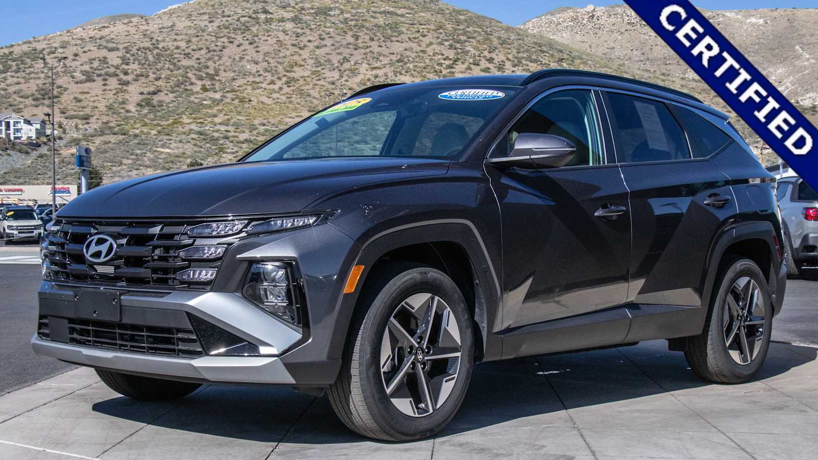 View vehicle photo 3