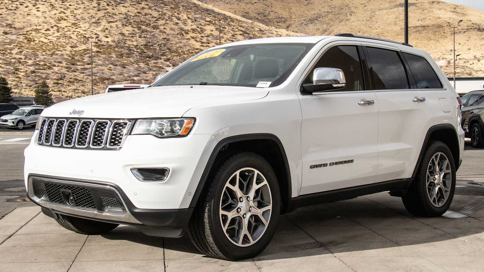 2020 Jeep Grand Cherokee Limited 3