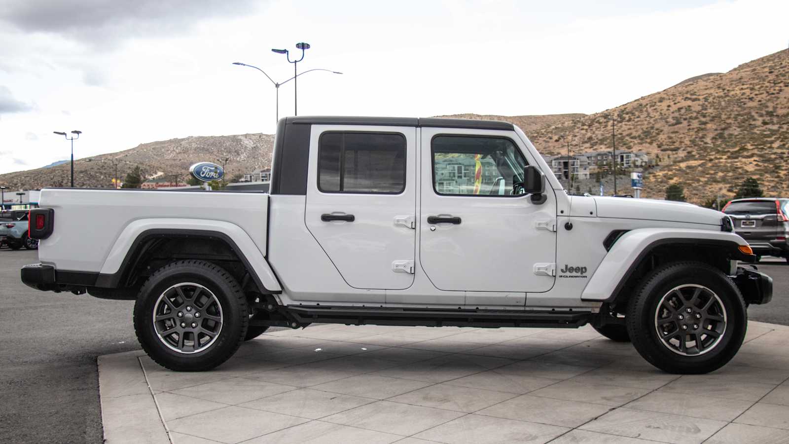 2023 Jeep Gladiator Overland 4x4 8