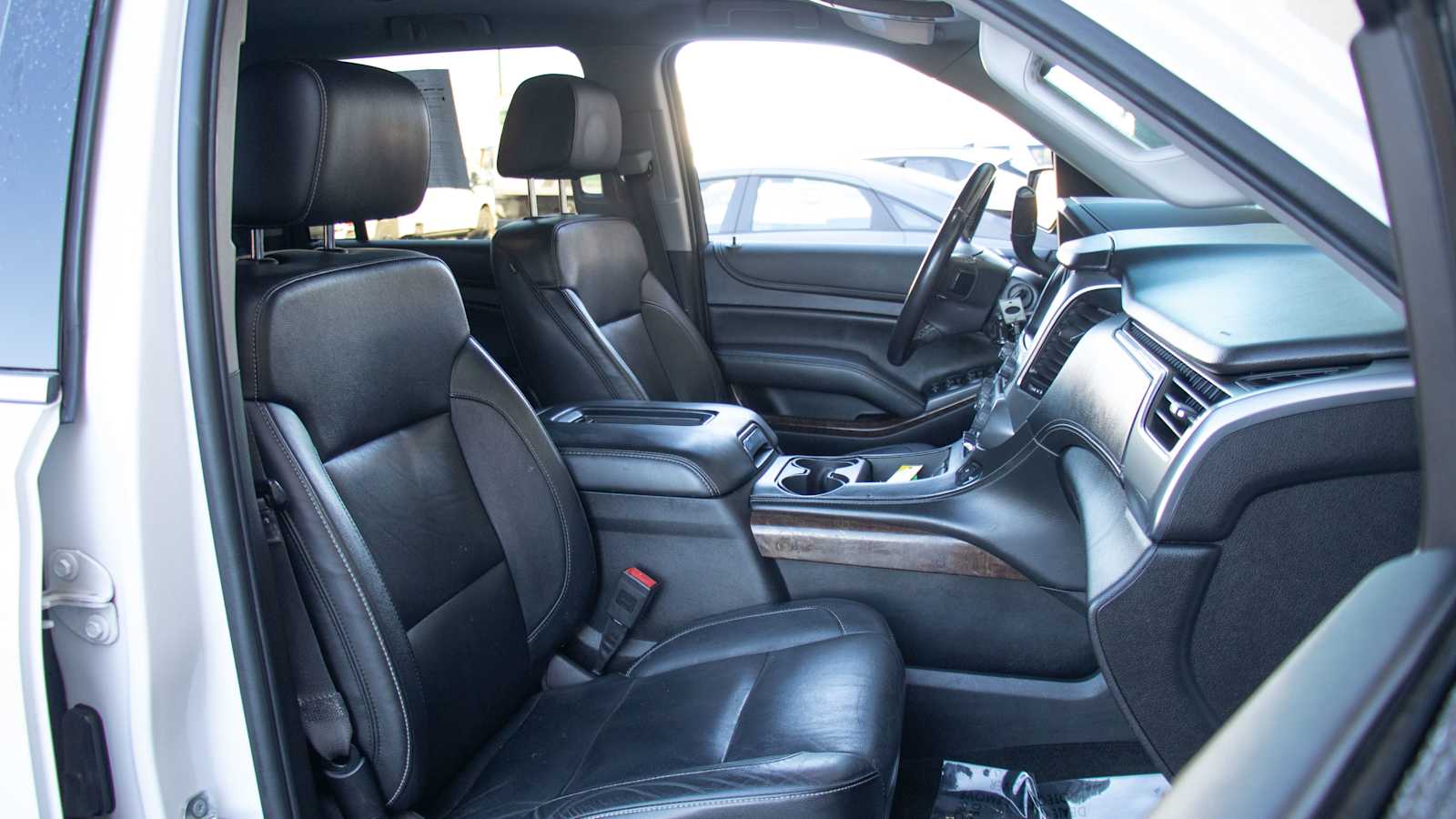 2015 Chevrolet Suburban LT 18