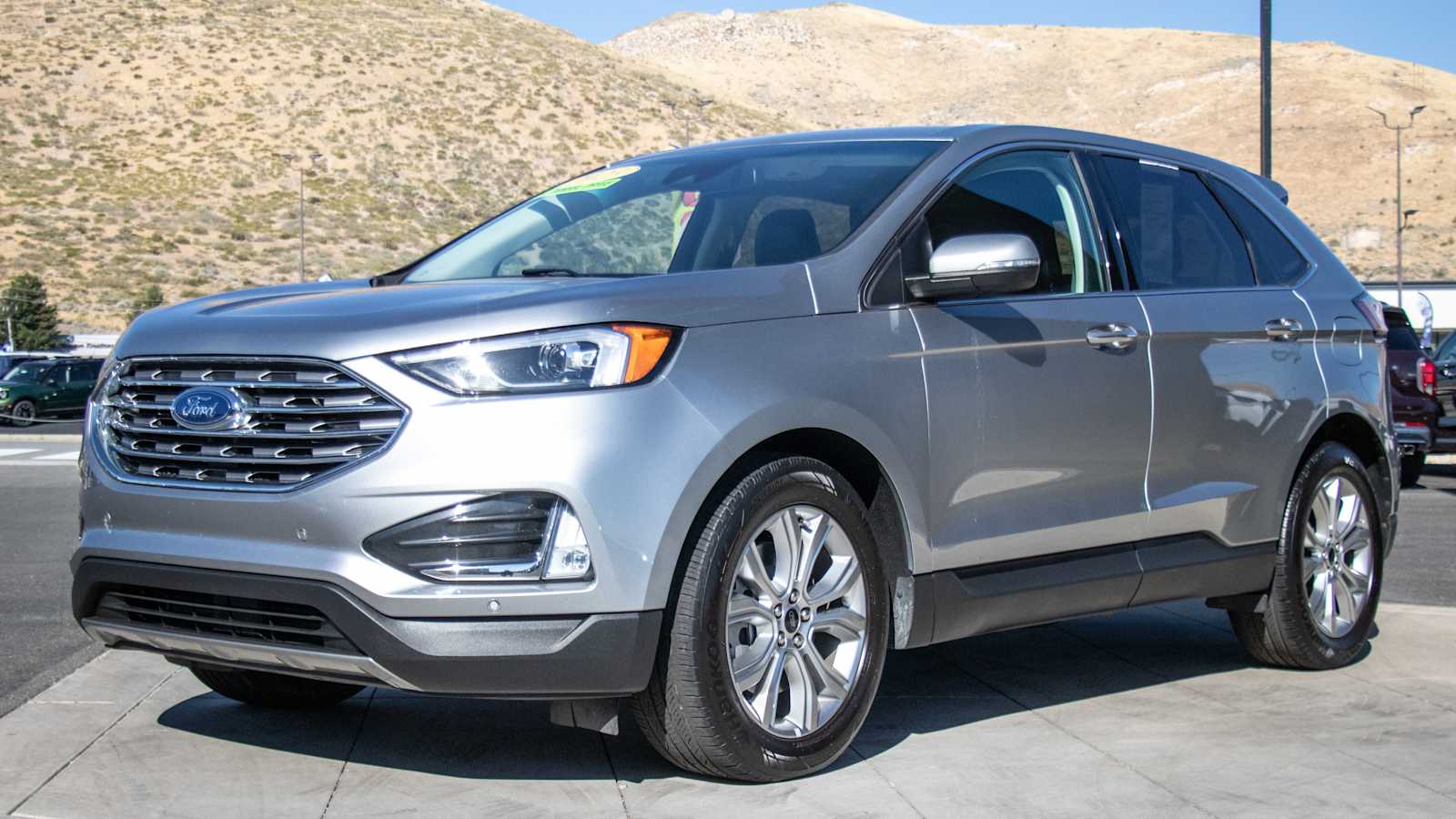 2023 Ford Edge Titanium 3