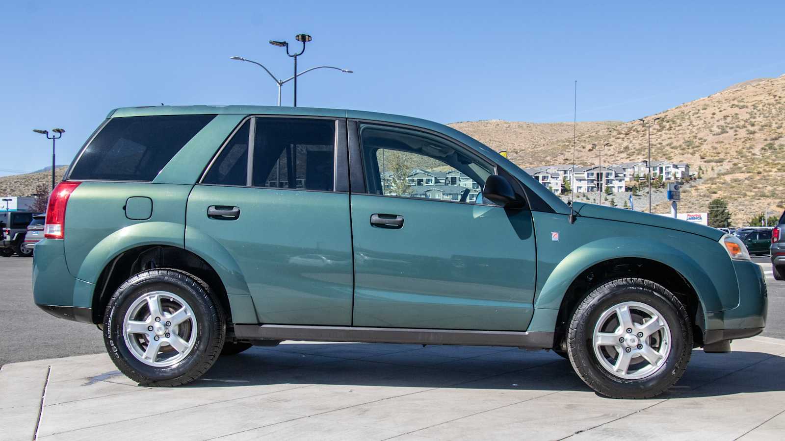 2006 Saturn VUE  8