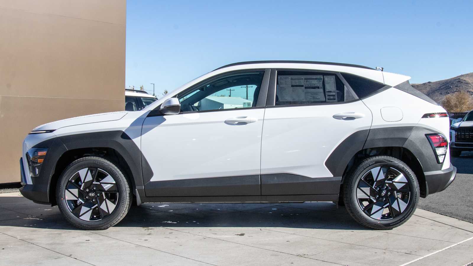 2025 Hyundai Kona SEL Convenience 4