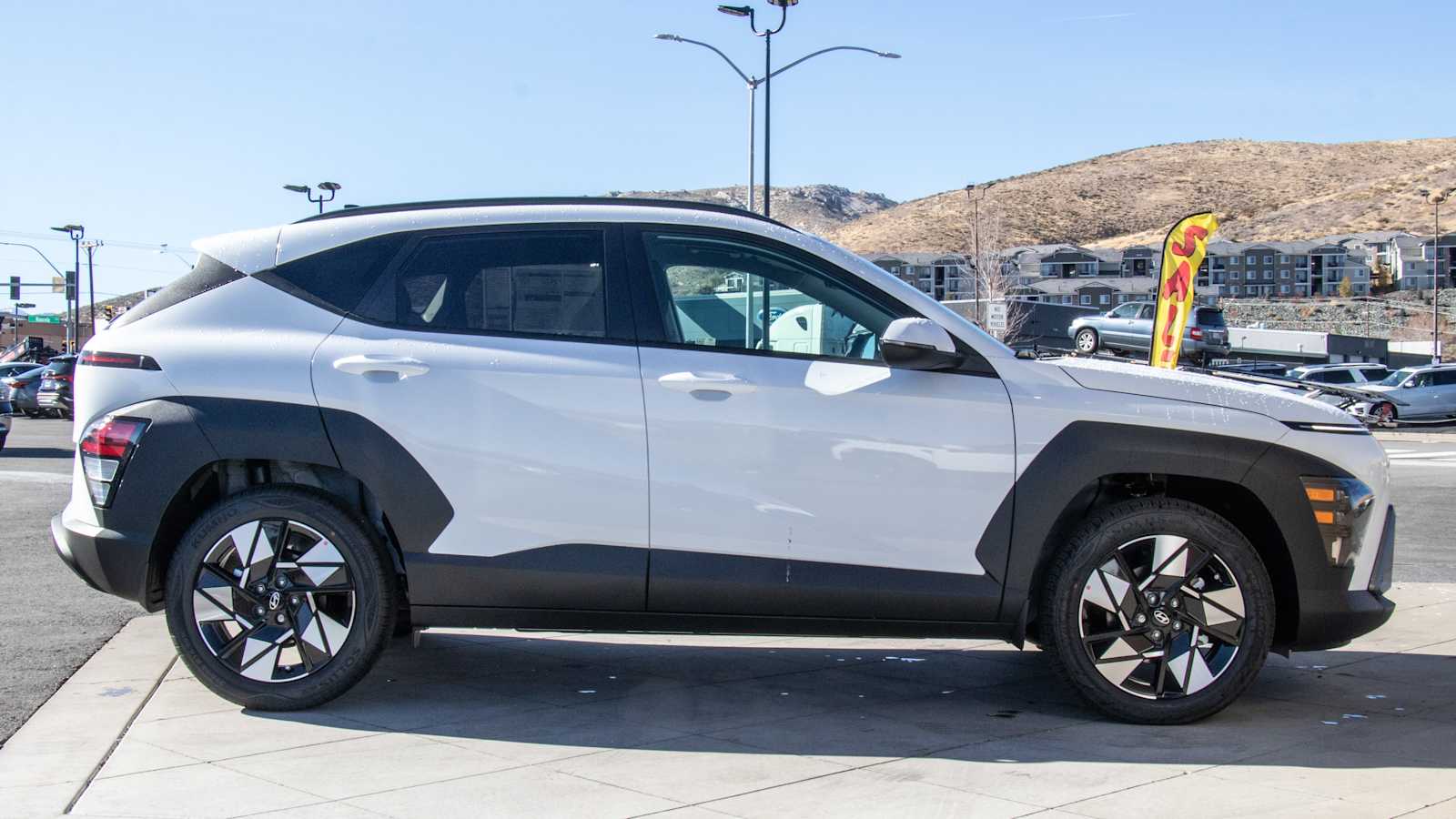 2025 Hyundai Kona SEL Convenience 8