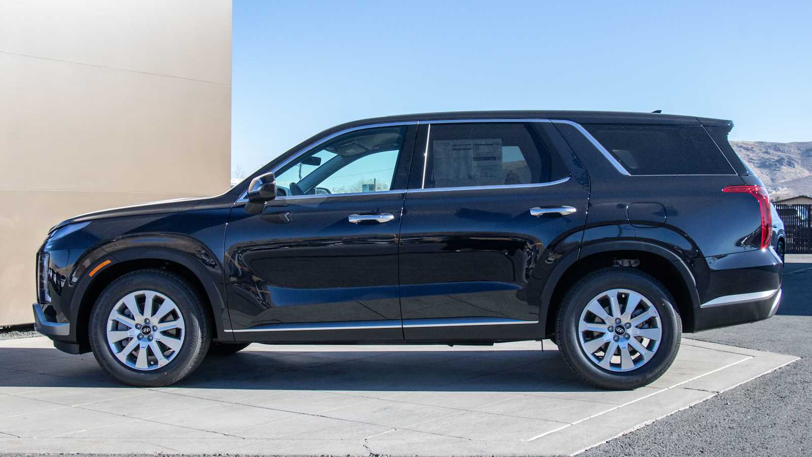 2025 Hyundai Palisade SE 4