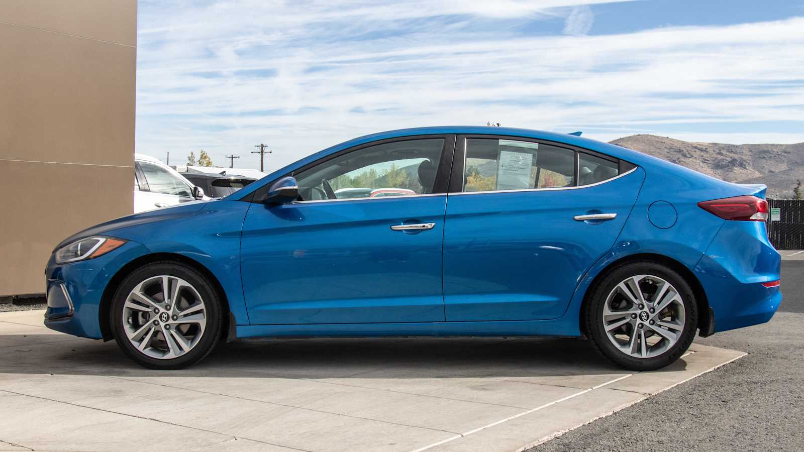 2017 Hyundai Elantra Limited 3