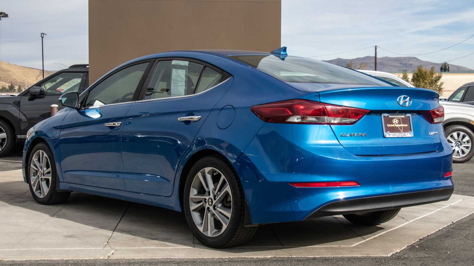 2017 Hyundai Elantra Limited 6