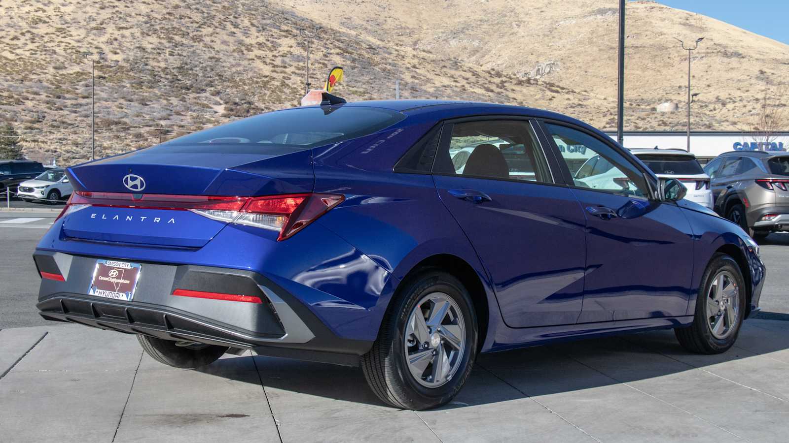 2025 Hyundai Elantra SE 7