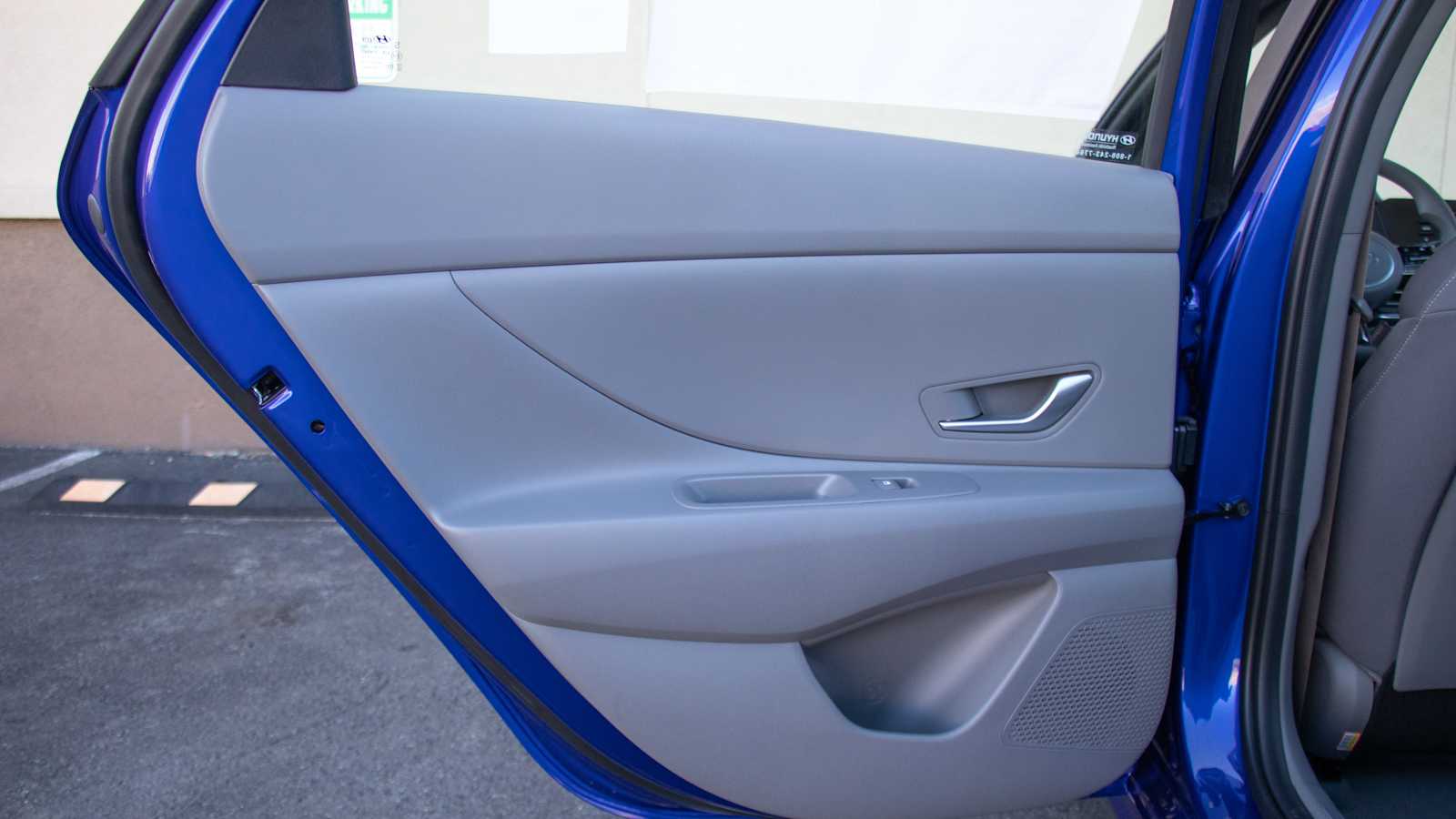 2025 Hyundai Elantra Hybrid Blue 22