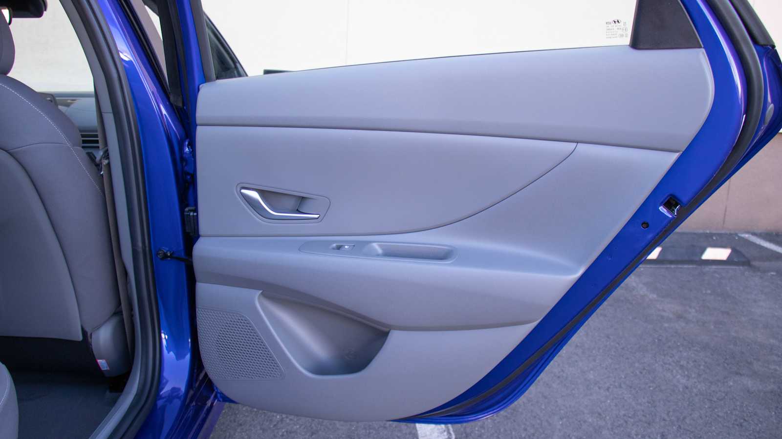 2025 Hyundai Elantra Hybrid Blue 25