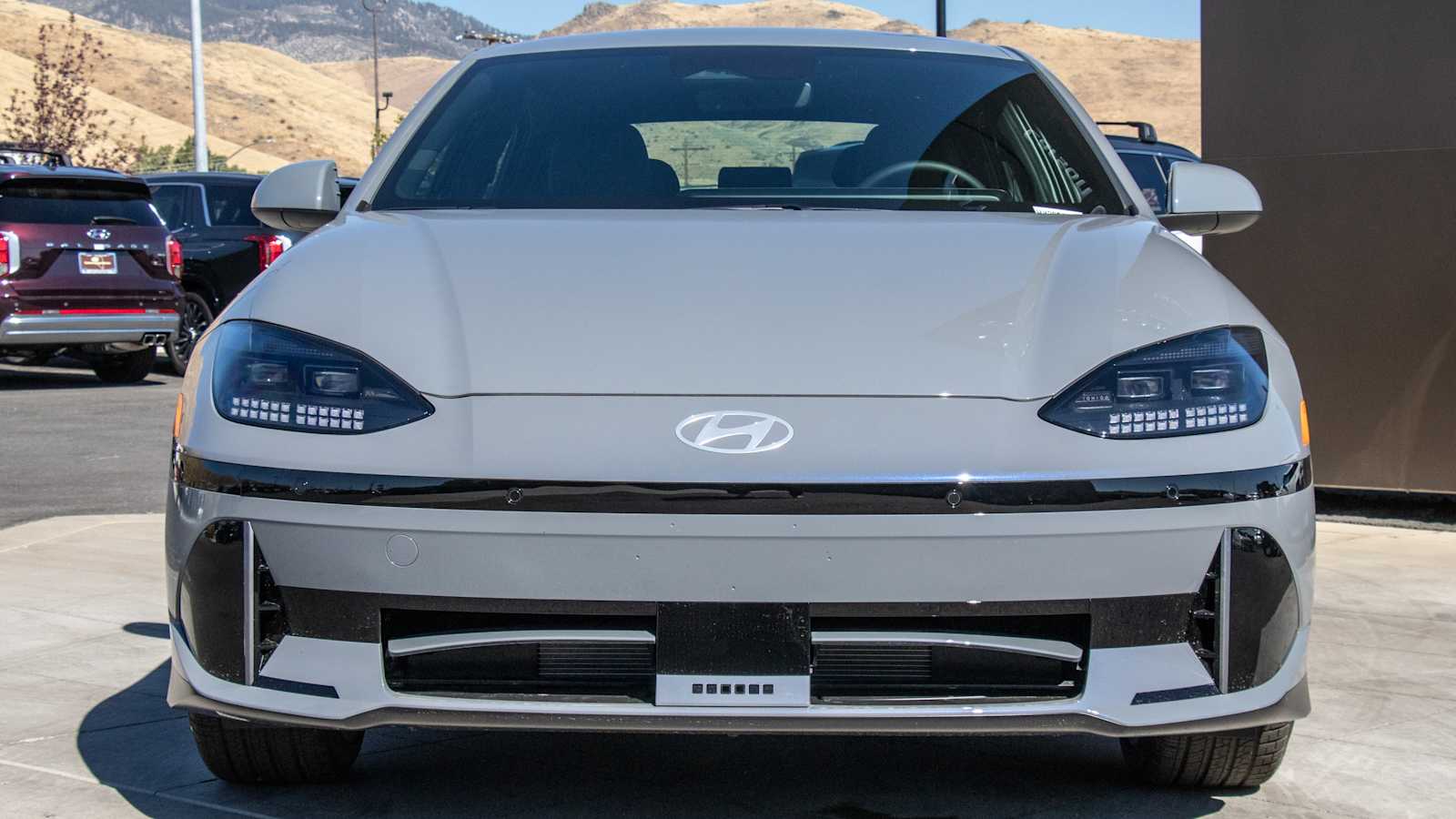 2025 Hyundai IONIQ 6 SEL 2