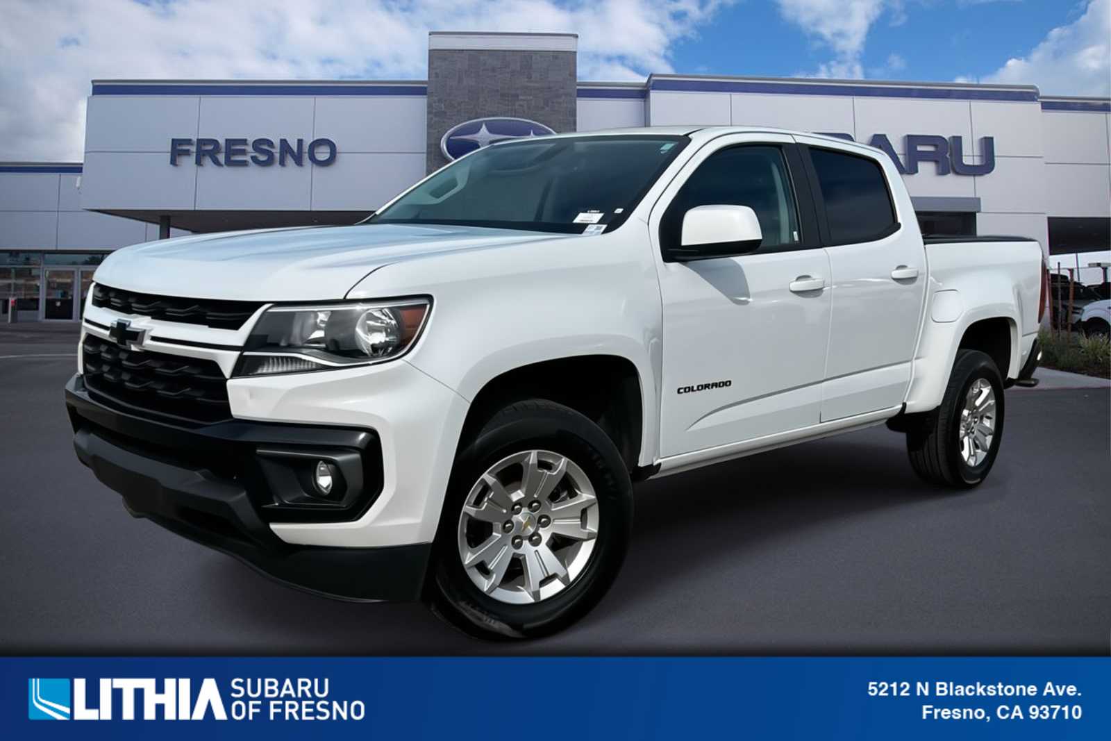 Summit White 2022 Chevrolet Colorado LT Crew Cab RWD Pickup Truck 4X2 6-Speed Automatic