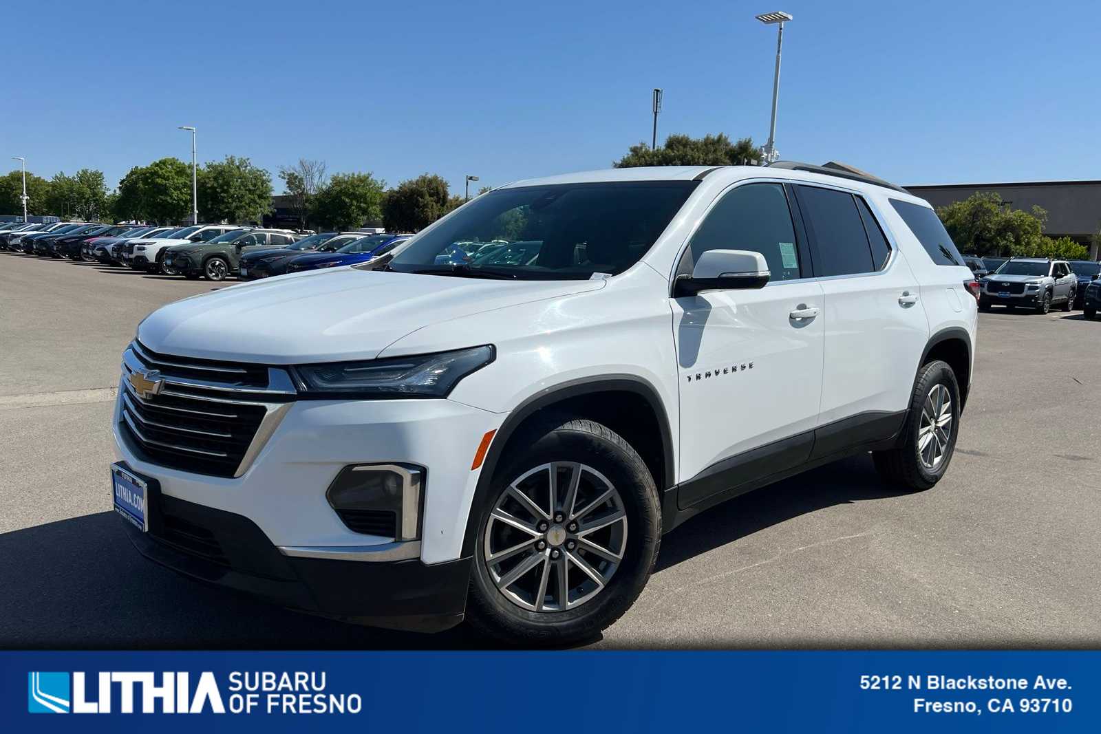 2023 Chevrolet Traverse LT Cloth