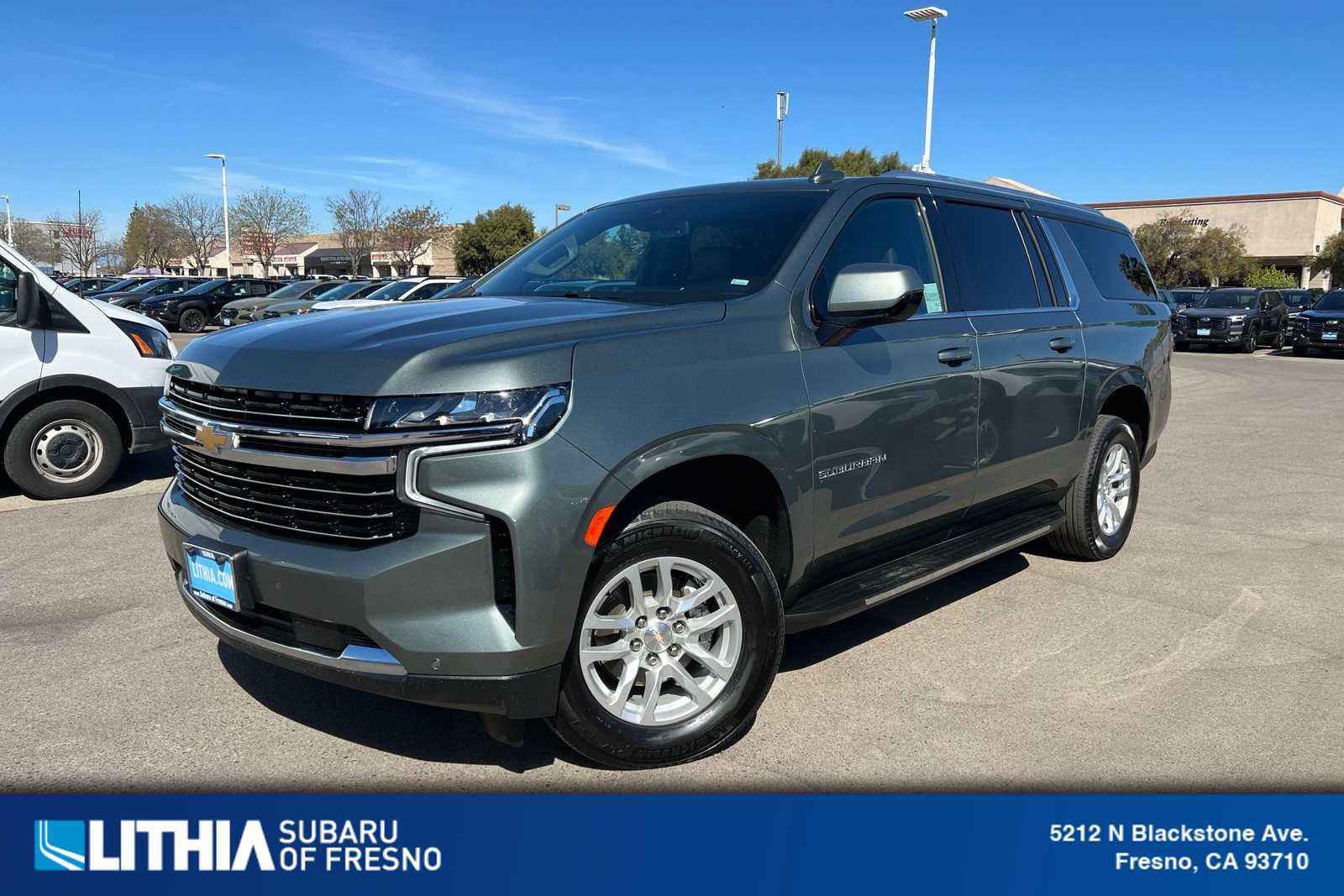 2024 Chevrolet Suburban LT