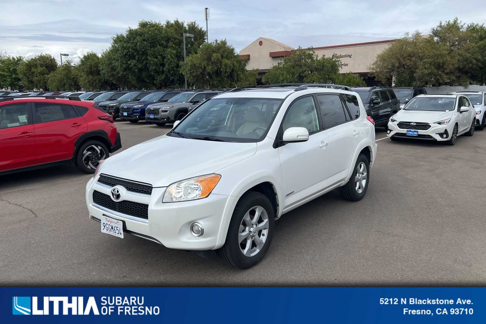 2011 Toyota RAV4 Limited's photo