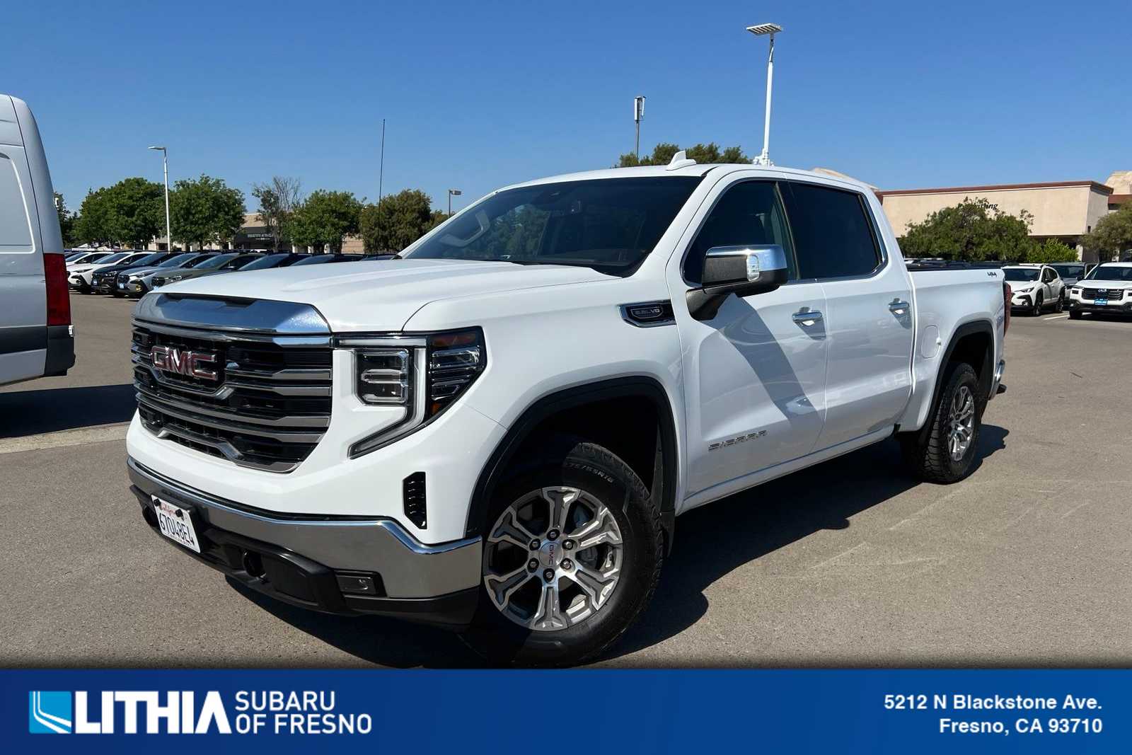 2025 GMC Sierra 1500 SLT