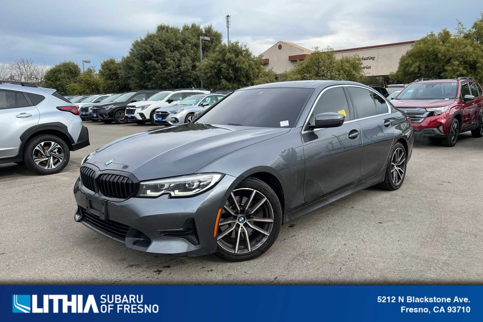 2020 BMW 3 Series 330i's photo