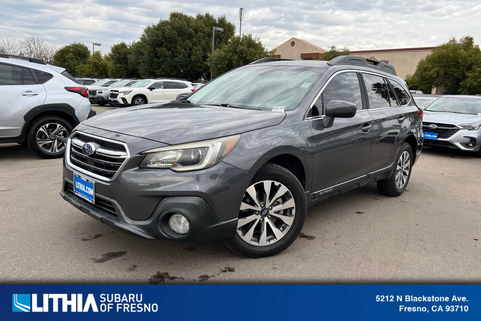 2019 Subaru Outback Premium's photo