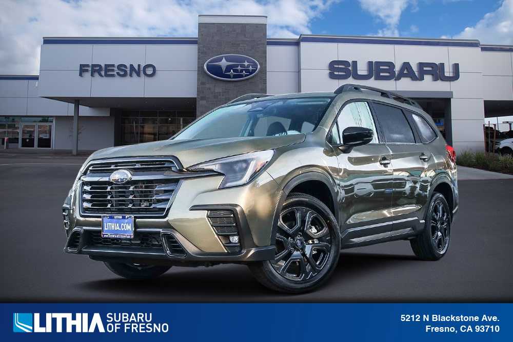 2025 Subaru Ascent Onyx Edition Touring photo 4