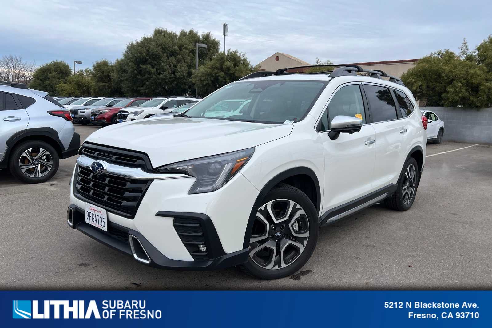 2023 Subaru Ascent Touring's photo