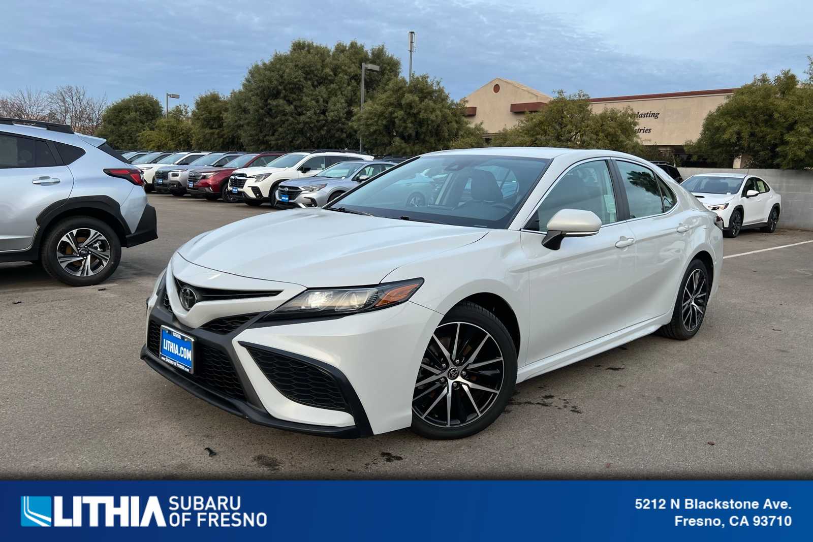 2023 Toyota Camry SE