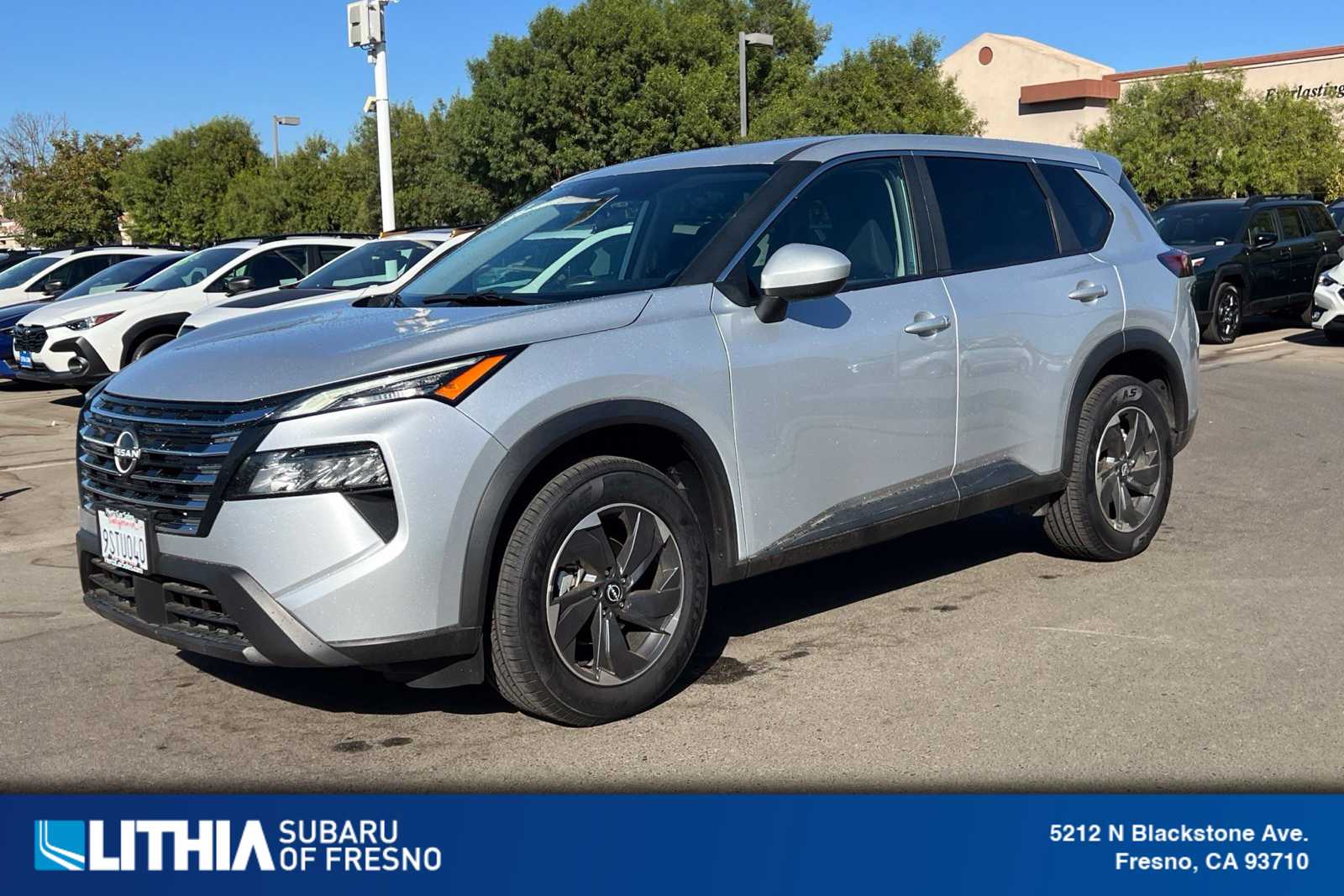 2025 Nissan Rogue SV