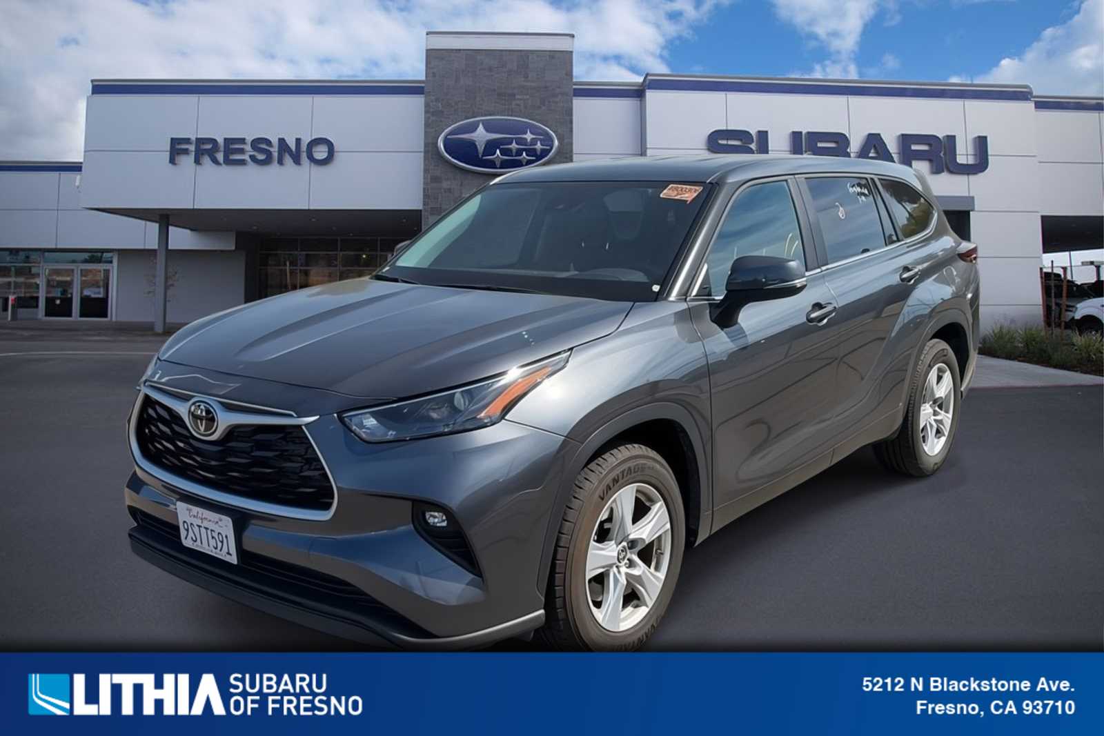 2025 Toyota Highlander LE