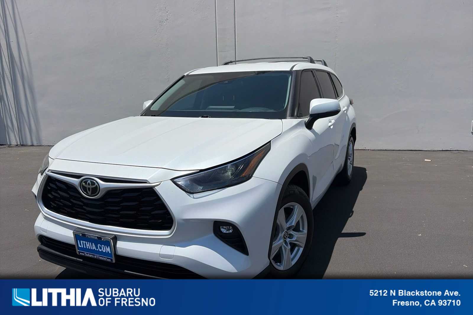 2022 Toyota Highlander LE