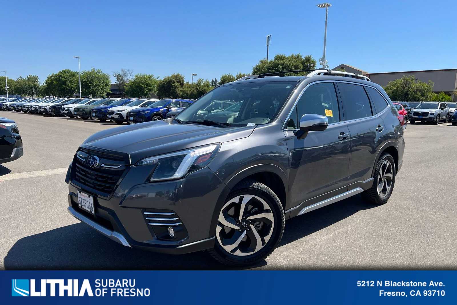 2022 Subaru Forester Touring's photo