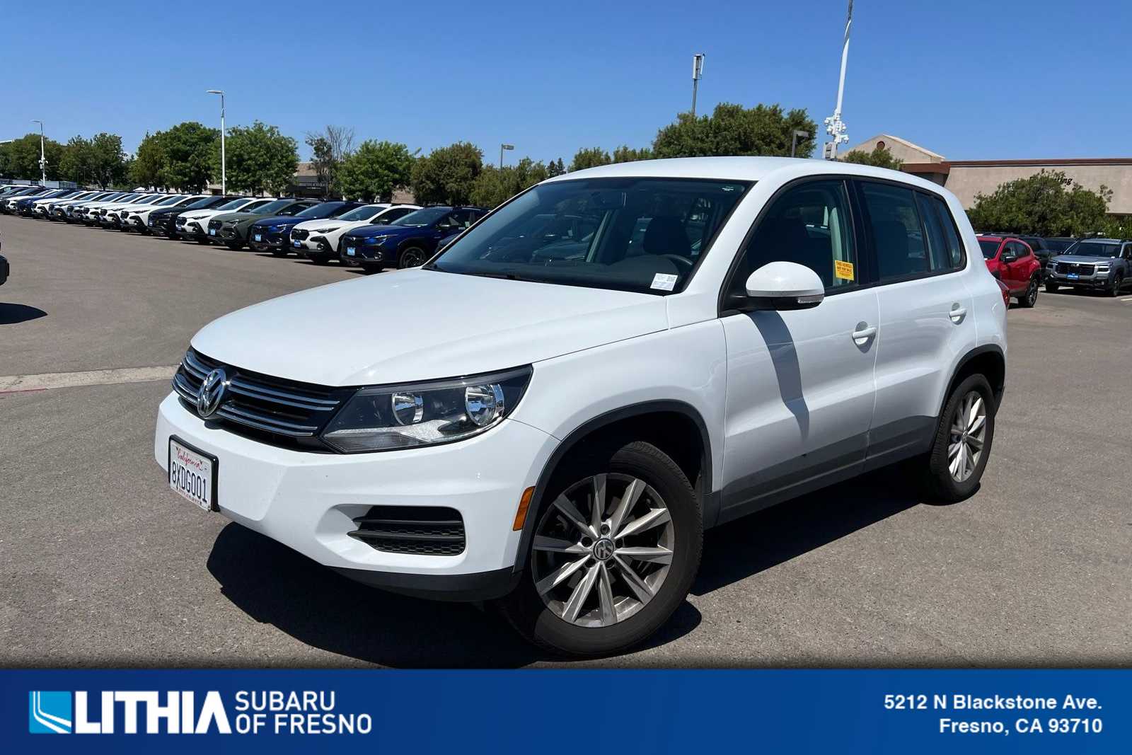 2017 Volkswagen Tiguan Limited 2.0T 4Motion's photo